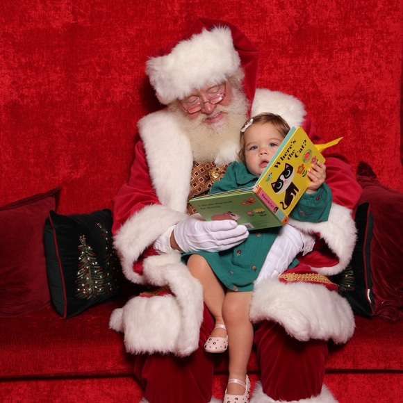 THURSDAY NIGHT LIVE w/@kiss41705 TONIGHT @ 6PM PST 💋 GIVVY W/EVERY PURCHASE! - Picture 5 of 8